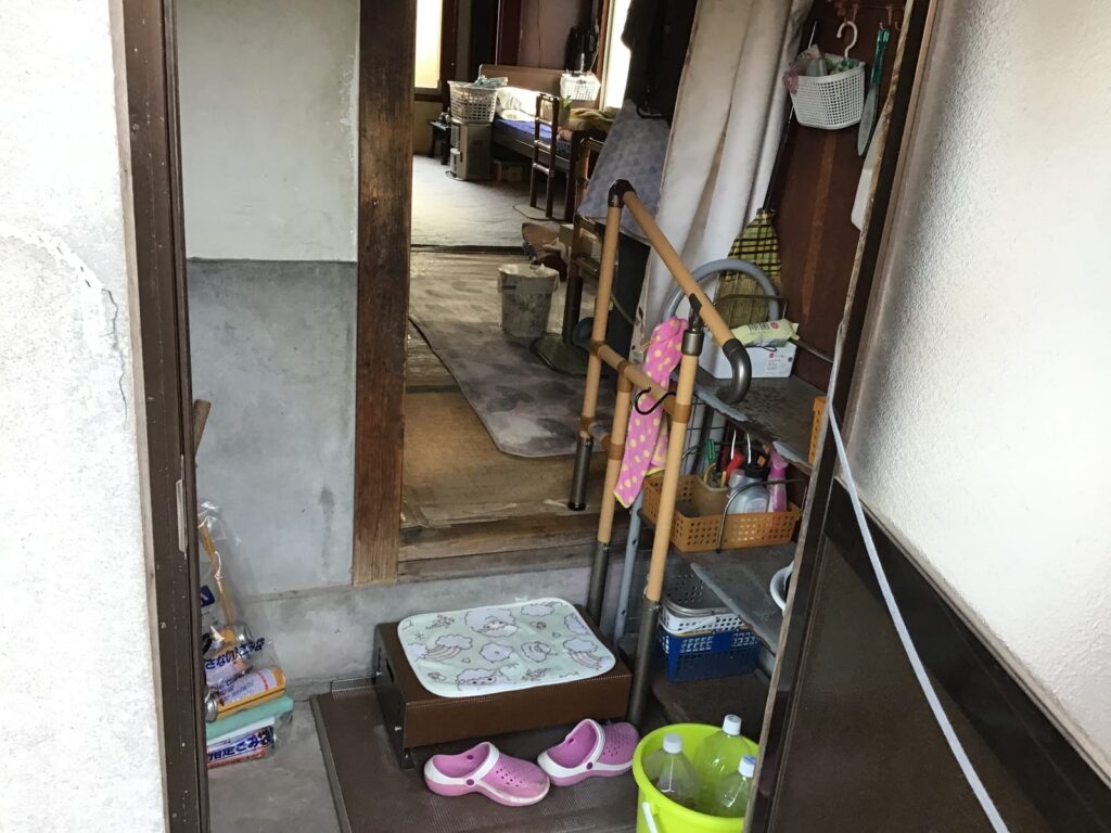 玄関の施工後