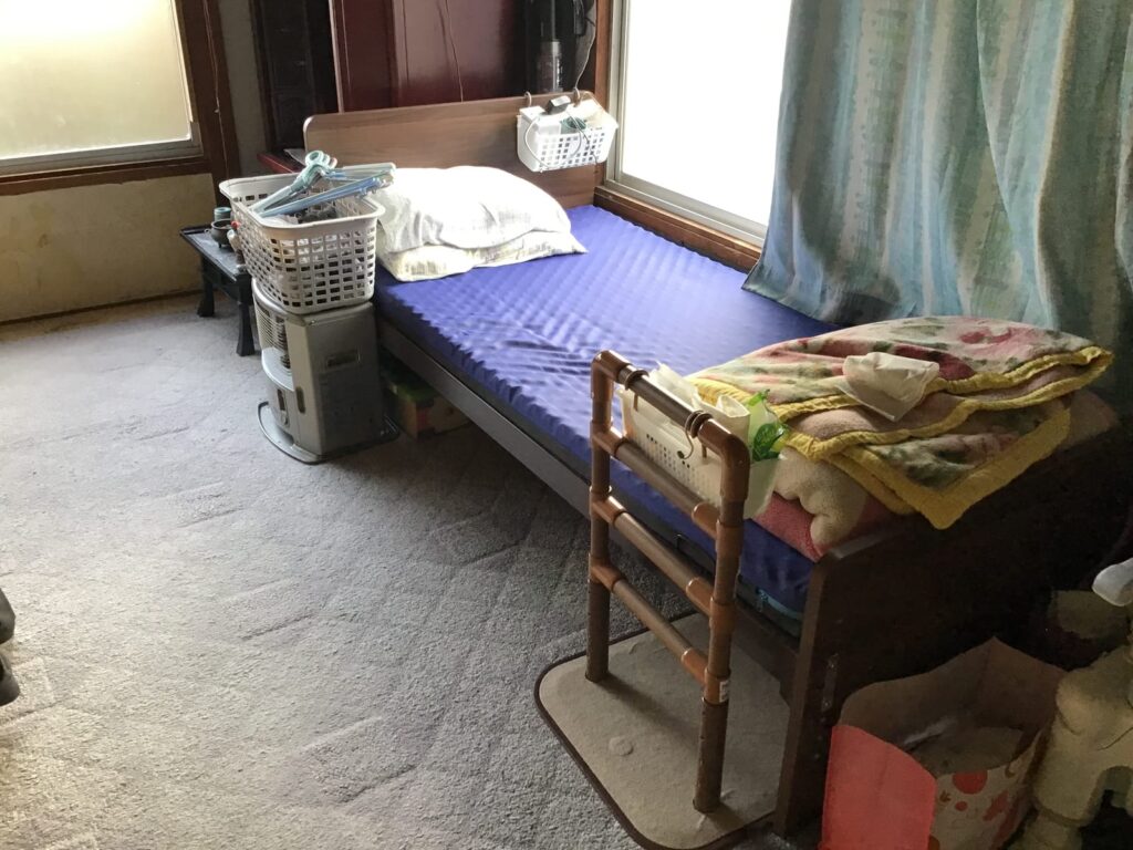 寝室の施工後