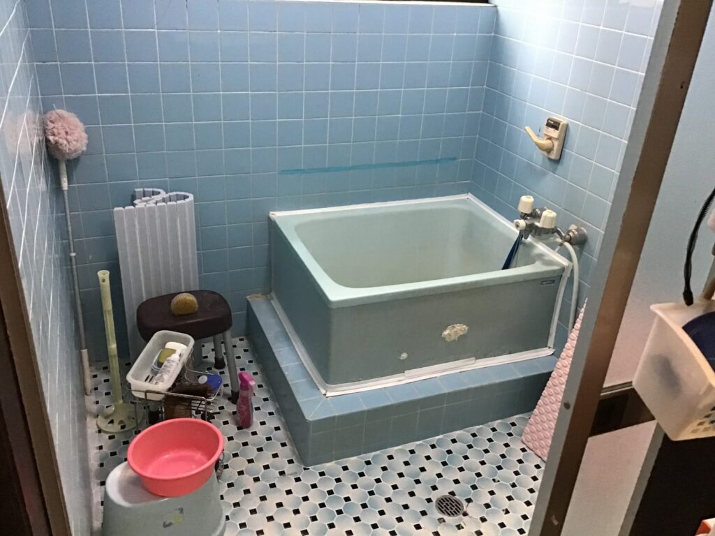 浴室の施工前