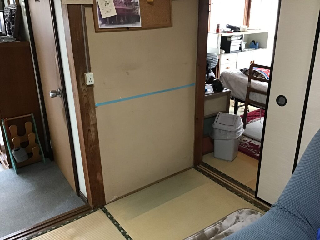 廊下の施工前