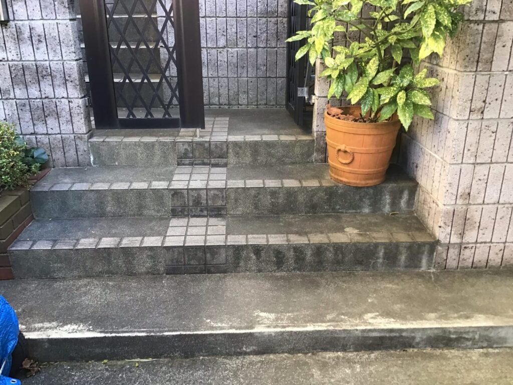 屋外の施工前
