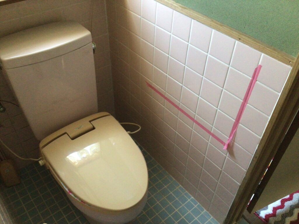 トイレの施工前