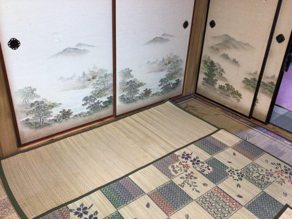 寝室の施工前