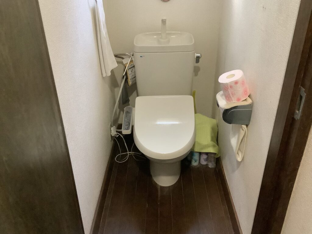 トイレの施工前