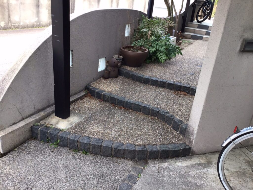屋外の施工前