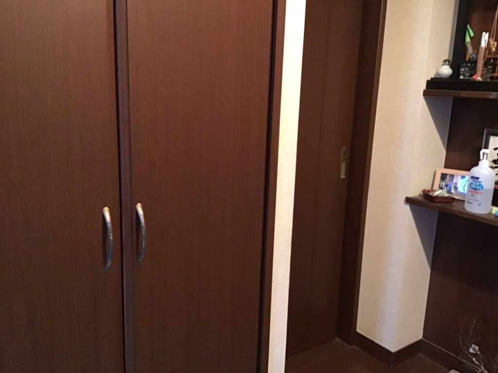 玄関の施工前
