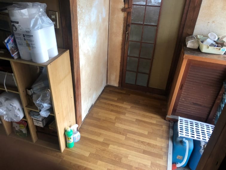 廊下の施工前