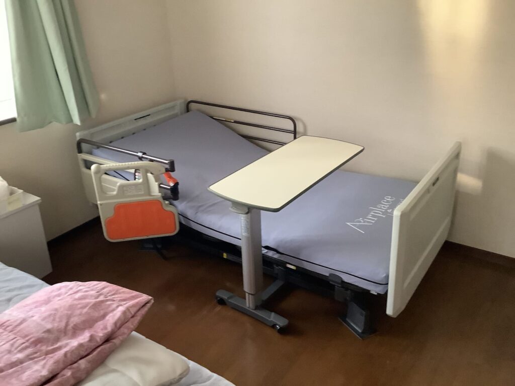 寝室の施工後