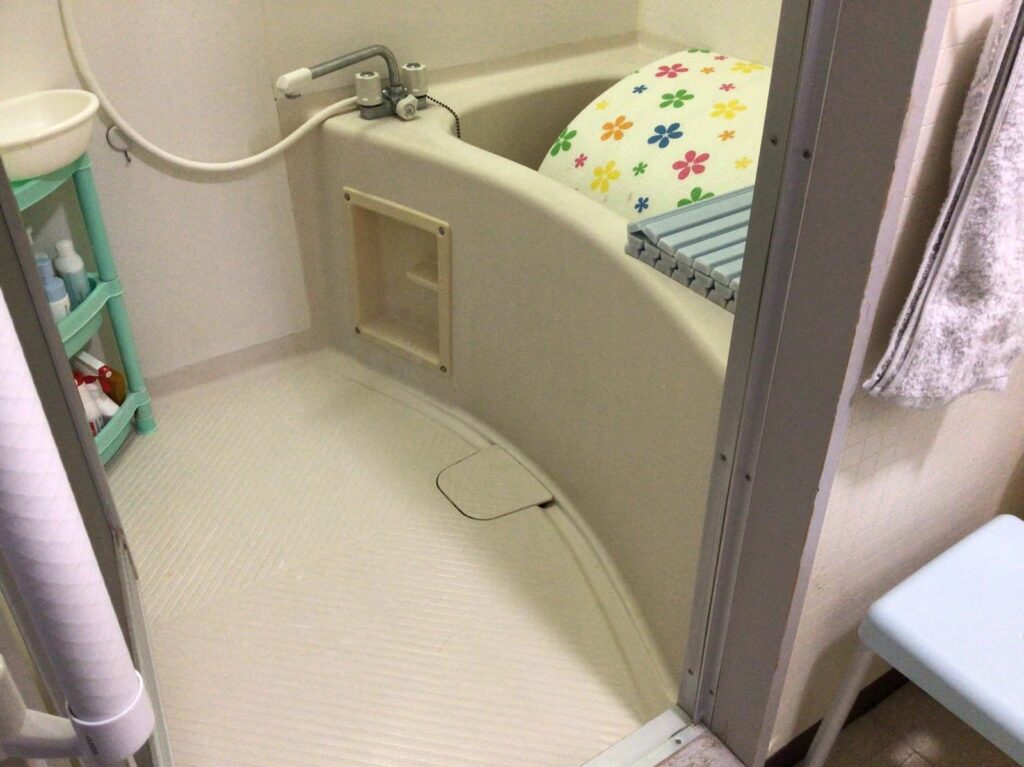 浴室の施工前